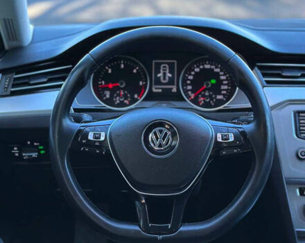 Белый Фольксваген Пассат, объемом двигателя 1.97 л и пробегом 184 тыс. км за 16500 $, фото 30 на Automoto.ua