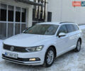 Белый Фольксваген Пассат, объемом двигателя 2 л и пробегом 270 тыс. км за 12250 $, фото 1 на Automoto.ua