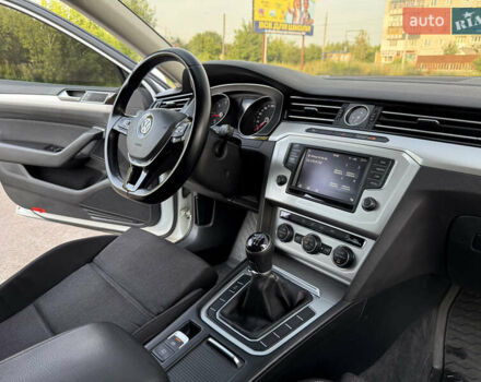 Білий Фольксваген Пассат, об'ємом двигуна 2 л та пробігом 330 тис. км за 11500 $, фото 27 на Automoto.ua