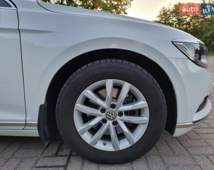 Белый Фольксваген Пассат, объемом двигателя 1.6 л и пробегом 267 тыс. км за 12750 $, фото 17 на Automoto.ua