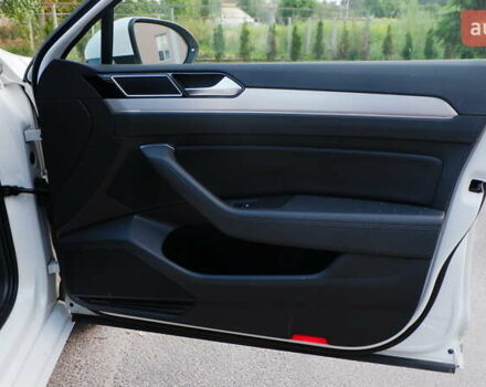 Белый Фольксваген Пассат, объемом двигателя 2 л и пробегом 280 тыс. км за 16400 $, фото 52 на Automoto.ua