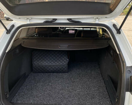 Белый Фольксваген Пассат, объемом двигателя 2 л и пробегом 245 тыс. км за 15900 $, фото 11 на Automoto.ua