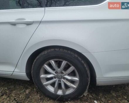 Белый Фольксваген Пассат, объемом двигателя 2 л и пробегом 270 тыс. км за 13500 $, фото 29 на Automoto.ua