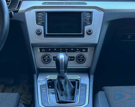 Белый Фольксваген Пассат, объемом двигателя 1.97 л и пробегом 184 тыс. км за 16500 $, фото 31 на Automoto.ua