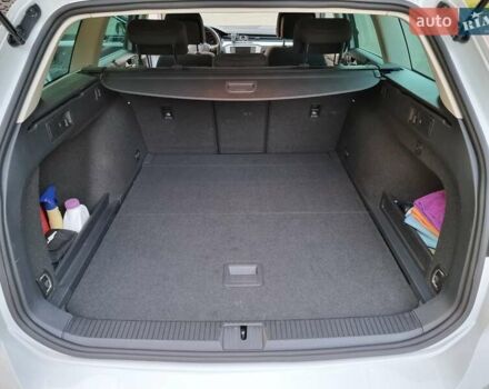 Белый Фольксваген Пассат, объемом двигателя 1.6 л и пробегом 267 тыс. км за 12750 $, фото 40 на Automoto.ua