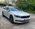 Білий Фольксваген Пассат, об'ємом двигуна 1.6 л та пробігом 290 тис. км за 11800 $, фото 3 на Automoto.ua