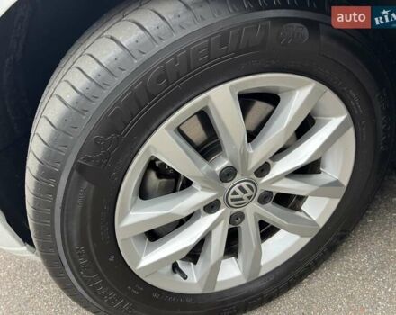 Белый Фольксваген Пассат, объемом двигателя 1.6 л и пробегом 221 тыс. км за 15500 $, фото 17 на Automoto.ua