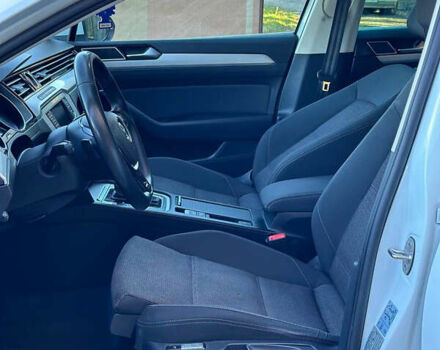 Белый Фольксваген Пассат, объемом двигателя 1.97 л и пробегом 184 тыс. км за 16500 $, фото 43 на Automoto.ua