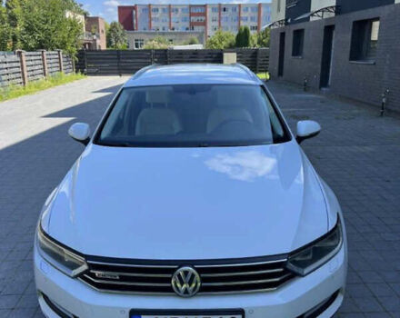 Белый Фольксваген Пассат, объемом двигателя 1.97 л и пробегом 308 тыс. км за 10554 $, фото 2 на Automoto.ua