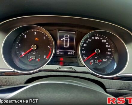 Білий Фольксваген Пассат, об'ємом двигуна 1.6 л та пробігом 220 тис. км за 14000 $, фото 4 на Automoto.ua