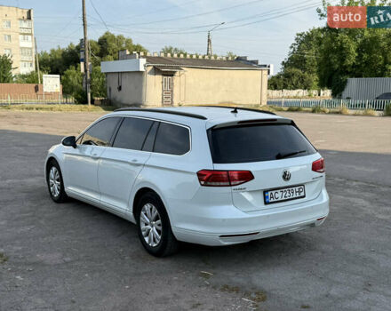 Білий Фольксваген Пассат, об'ємом двигуна 2 л та пробігом 330 тис. км за 11500 $, фото 5 на Automoto.ua