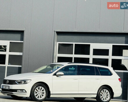 Белый Фольксваген Пассат, объемом двигателя 2 л и пробегом 291 тыс. км за 13500 $, фото 2 на Automoto.ua