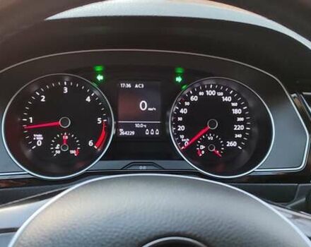 Белый Фольксваген Пассат, объемом двигателя 2 л и пробегом 270 тыс. км за 15000 $, фото 11 на Automoto.ua