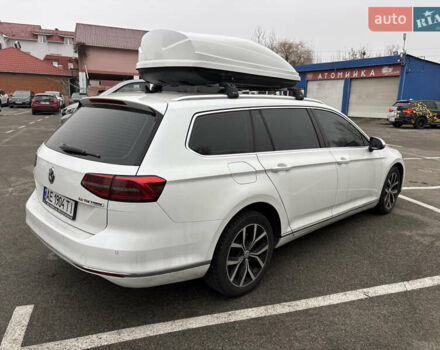 Белый Фольксваген Пассат, объемом двигателя 1.97 л и пробегом 246 тыс. км за 14999 $, фото 4 на Automoto.ua