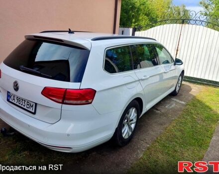 Білий Фольксваген Пассат, об'ємом двигуна 1.6 л та пробігом 220 тис. км за 14000 $, фото 3 на Automoto.ua