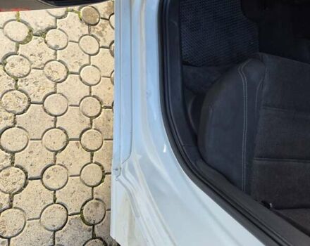 Білий Фольксваген Пассат, об'ємом двигуна 1.97 л та пробігом 302 тис. км за 13200 $, фото 20 на Automoto.ua