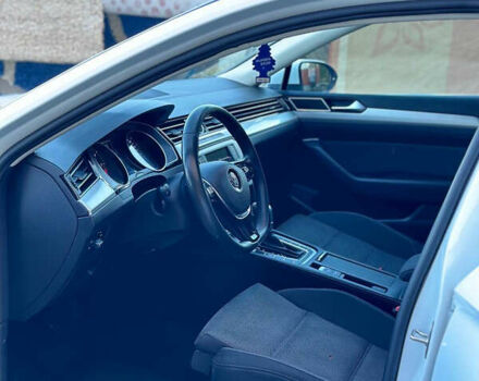 Белый Фольксваген Пассат, объемом двигателя 1.97 л и пробегом 184 тыс. км за 16500 $, фото 42 на Automoto.ua