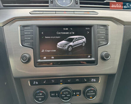 Белый Фольксваген Пассат, объемом двигателя 2 л и пробегом 291 тыс. км за 13500 $, фото 16 на Automoto.ua