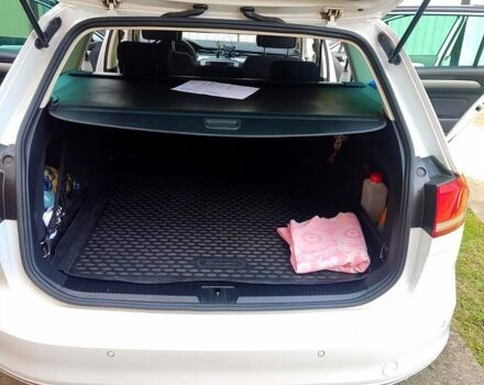 Білий Фольксваген Пассат, об'ємом двигуна 1.6 л та пробігом 220 тис. км за 14000 $, фото 6 на Automoto.ua