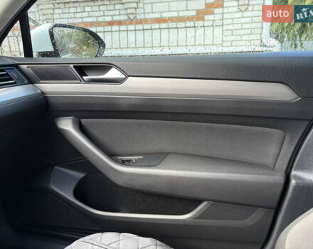 Белый Фольксваген Пассат, объемом двигателя 1.97 л и пробегом 362 тыс. км за 12900 $, фото 19 на Automoto.ua