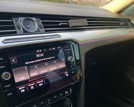 Белый Фольксваген Пассат, объемом двигателя 2 л и пробегом 245 тыс. км за 15900 $, фото 9 на Automoto.ua