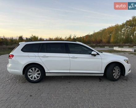 Белый Фольксваген Пассат, объемом двигателя 1.97 л и пробегом 362 тыс. км за 12900 $, фото 9 на Automoto.ua