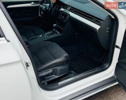 Белый Фольксваген Пассат, объемом двигателя 1.98 л и пробегом 280 тыс. км за 17999 $, фото 17 на Automoto.ua