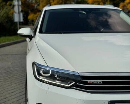 Білий Фольксваген Пассат, об'ємом двигуна 1.97 л та пробігом 230 тис. км за 17500 $, фото 2 на Automoto.ua