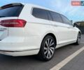 Белый Фольксваген Пассат, объемом двигателя 2 л и пробегом 240 тыс. км за 16444 $, фото 6 на Automoto.ua