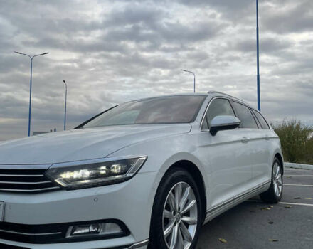 Белый Фольксваген Пассат, объемом двигателя 1.97 л и пробегом 248 тыс. км за 16200 $, фото 1 на Automoto.ua