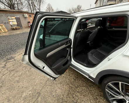 Белый Фольксваген Пассат, объемом двигателя 2 л и пробегом 169 тыс. км за 23999 $, фото 45 на Automoto.ua