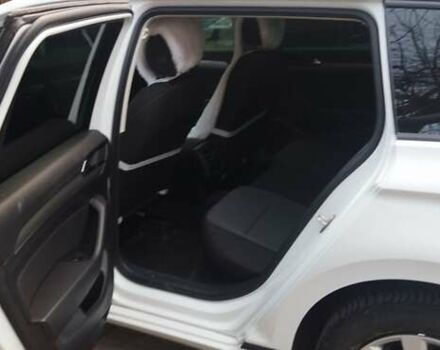 Білий Фольксваген Пассат, об'ємом двигуна 1.6 л та пробігом 298 тис. км за 13450 $, фото 12 на Automoto.ua