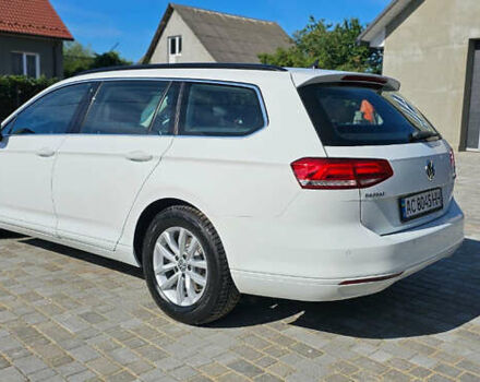 Белый Фольксваген Пассат, объемом двигателя 1.6 л и пробегом 248 тыс. км за 13600 $, фото 5 на Automoto.ua