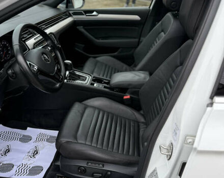 Белый Фольксваген Пассат, объемом двигателя 2 л и пробегом 169 тыс. км за 23999 $, фото 26 на Automoto.ua