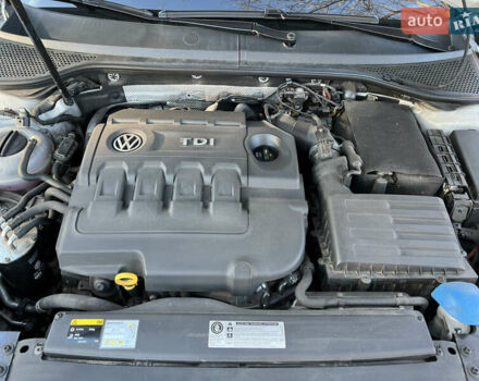 Білий Фольксваген Пассат, об'ємом двигуна 1.6 л та пробігом 236 тис. км за 14500 $, фото 10 на Automoto.ua