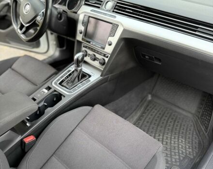 Белый Фольксваген Пассат, объемом двигателя 2 л и пробегом 308 тыс. км за 14999 $, фото 6 на Automoto.ua