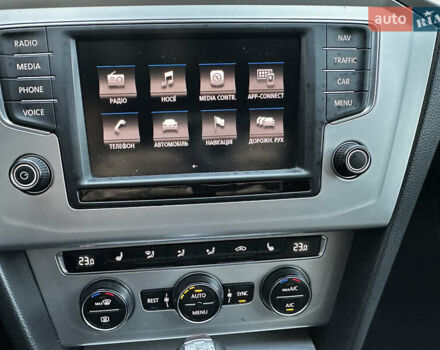 Білий Фольксваген Пассат, об'ємом двигуна 2 л та пробігом 336 тис. км за 14800 $, фото 47 на Automoto.ua