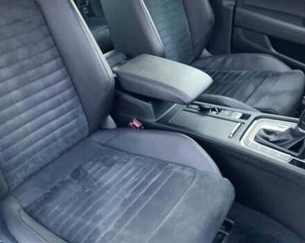 Білий Фольксваген Пассат, об'ємом двигуна 1.97 л та пробігом 230 тис. км за 17500 $, фото 22 на Automoto.ua