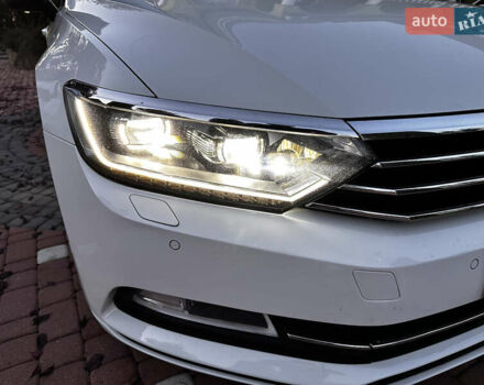 Білий Фольксваген Пассат, об'ємом двигуна 2 л та пробігом 336 тис. км за 14800 $, фото 74 на Automoto.ua