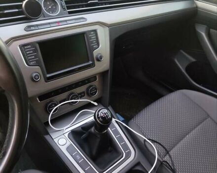 Білий Фольксваген Пассат, об'ємом двигуна 1.6 л та пробігом 298 тис. км за 13450 $, фото 9 на Automoto.ua