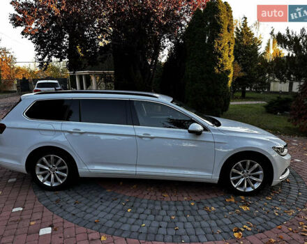 Білий Фольксваген Пассат, об'ємом двигуна 2 л та пробігом 336 тис. км за 14800 $, фото 27 на Automoto.ua