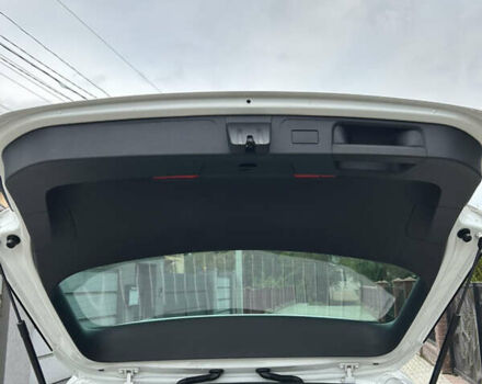 Белый Фольксваген Пассат, объемом двигателя 1.97 л и пробегом 254 тыс. км за 15500 $, фото 27 на Automoto.ua