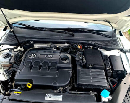 Білий Фольксваген Пассат, об'ємом двигуна 1.6 л та пробігом 207 тис. км за 13600 $, фото 8 на Automoto.ua