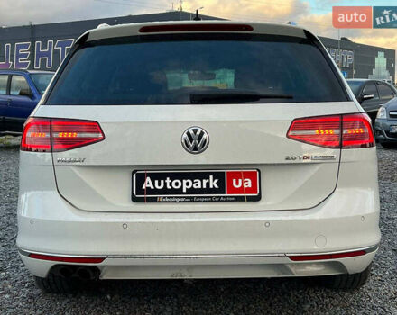 Фольксваген Пассат 2016 в Львове на Automoto.ua Белый Фольксваген Пассат, объемом двигателя 2 л и пробегом 316 тыс. км за 19480 $, фото 6 на Automoto.ua