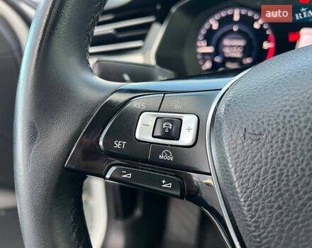 Фольксваген Пассат 2016 в Львове на Automoto.ua Белый Фольксваген Пассат, объемом двигателя 2 л и пробегом 316 тыс. км за 19480 $, фото 23 на Automoto.ua