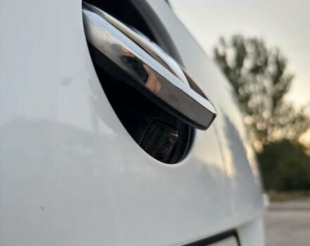 Белый Фольксваген Пассат, объемом двигателя 1.97 л и пробегом 274 тыс. км за 12900 $, фото 18 на Automoto.ua