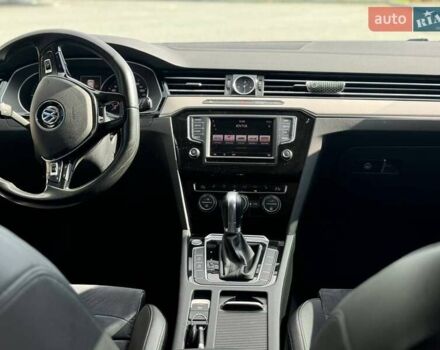 Білий Фольксваген Пассат, об'ємом двигуна 1.97 л та пробігом 230 тис. км за 17500 $, фото 17 на Automoto.ua