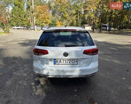 Белый Фольксваген Пассат, объемом двигателя 1.97 л и пробегом 345 тыс. км за 16900 $, фото 6 на Automoto.ua