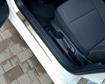 Білий Фольксваген Пассат, об'ємом двигуна 1.6 л та пробігом 207 тис. км за 13600 $, фото 13 на Automoto.ua