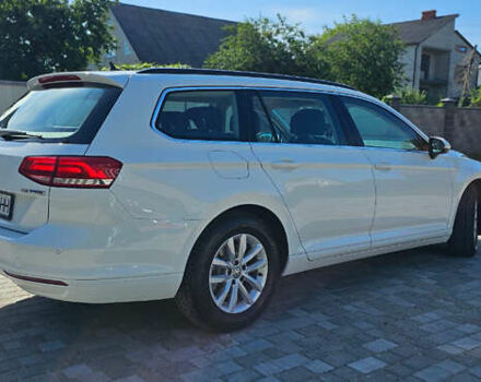 Белый Фольксваген Пассат, объемом двигателя 1.6 л и пробегом 248 тыс. км за 13600 $, фото 3 на Automoto.ua